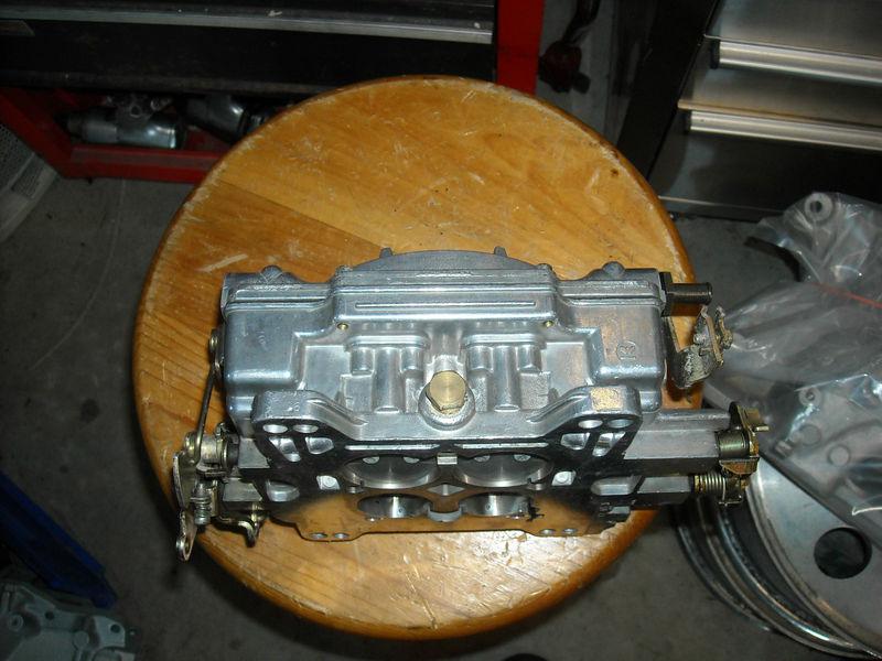 Edelbrock carburator 600CFM, US $75.00, image 5