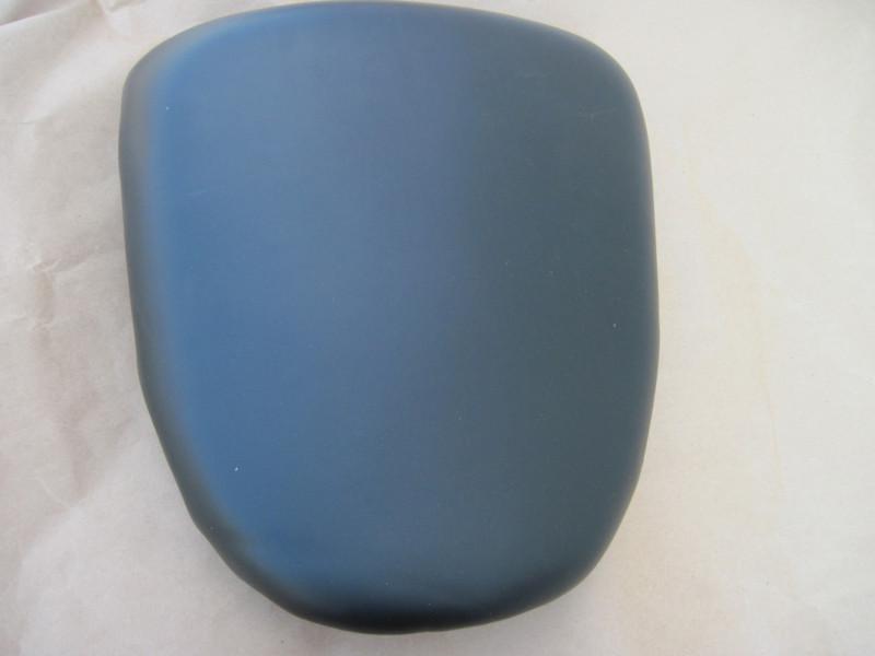 Black rear passenger seat for 1997-2007 suzuki gsxr 1300 hayabusa 99 00 01 02 03