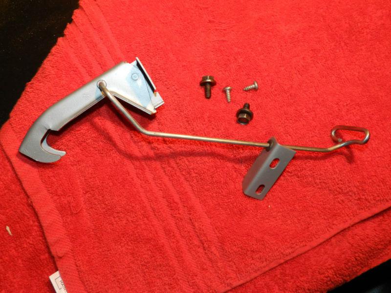 Almost show hood safety latch w/hardware 71-72-73-74 challenger rt/se 71 date  