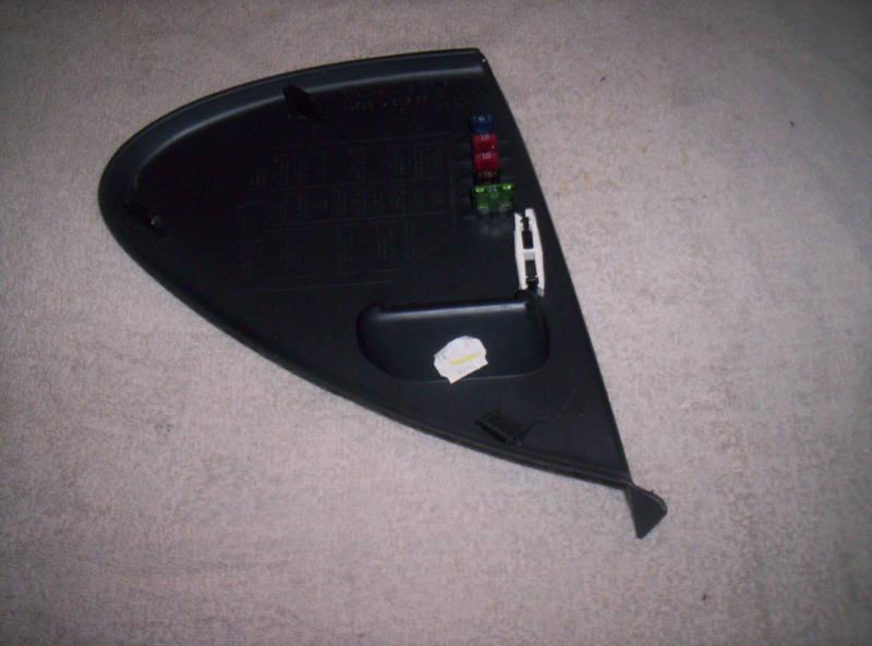 Sell 96 97 98 99 00 Chysler Sebring Convertable dash fuse box cover with fuses in Bradenton