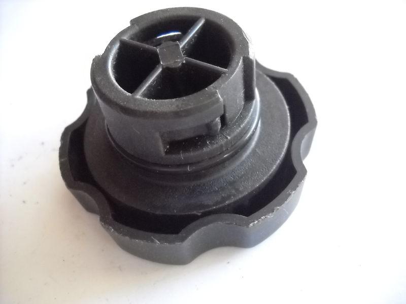 GM Engine Oil Filler Cap, US $0.99, image 2