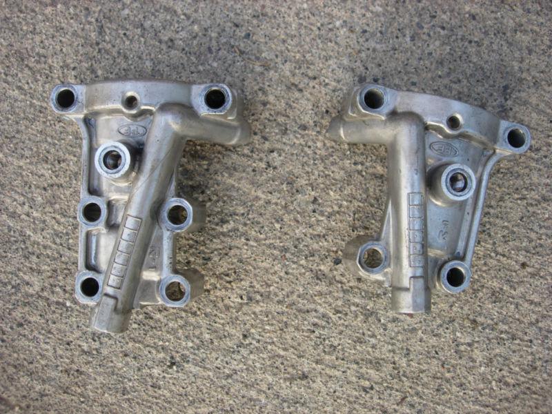 Sell YAMAHA YZ450F CAM CAMSHAFT RETAINER HOLDERS EXHAUST INTAKE YZ 450F
