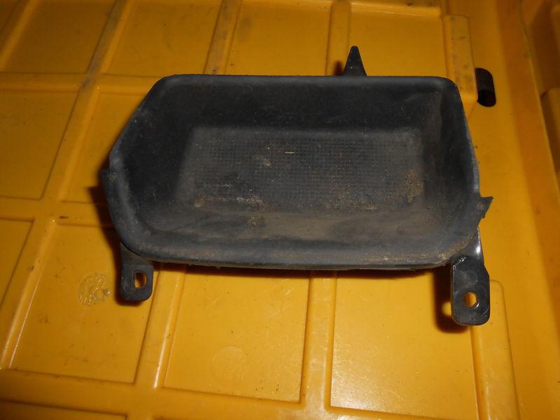 00 04 subaru legacy center console tray coin storage pocket black c20
