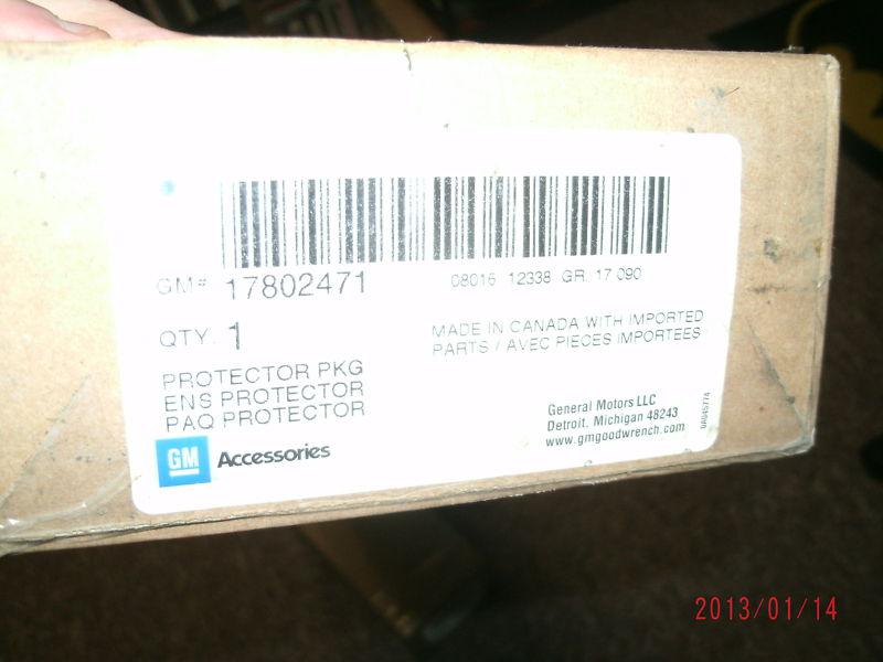 Sell 20072013 GM CHEVY CHEVROLET SILVERADO BED CAPS / BED RAIL