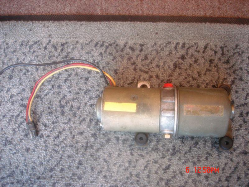 64 - 73 mustang, cougar, galaxie,fairlane, convertible top power cylinder pump