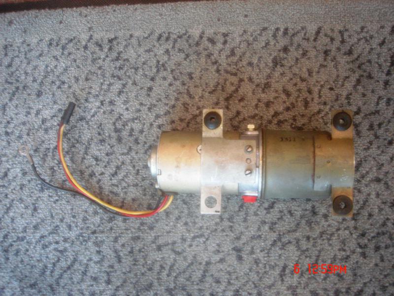 64 - 73 MUSTANG, COUGAR, GALAXIE,FAIRLANE, CONVERTIBLE TOP POWER CYLINDER PUMP, US $95.00, image 3