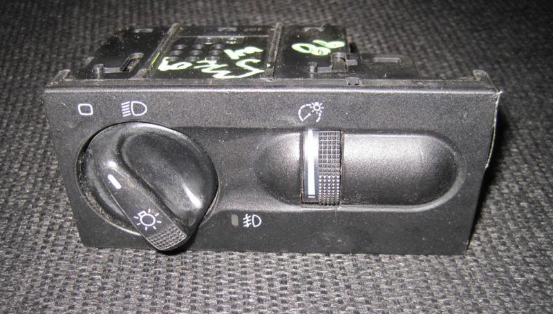 1998 vw jetta headlight switch oem w/fog lights mk3  oem 1hm 941 531r