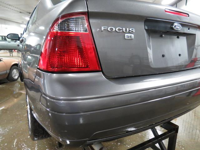 2007 ford focus tail lamp light left