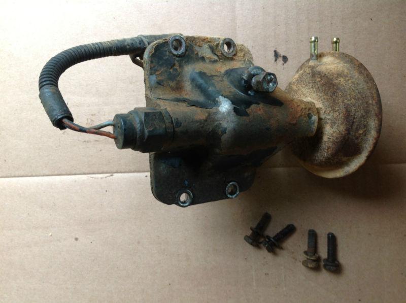 Sell Jeep Wrangler YJ front axle vacuum 4wd actuator switch dana 30