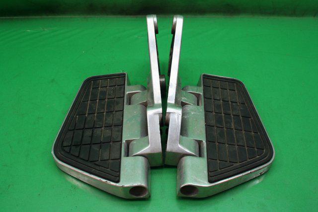 1984 honda goldwing gl1200 passenger floorboards