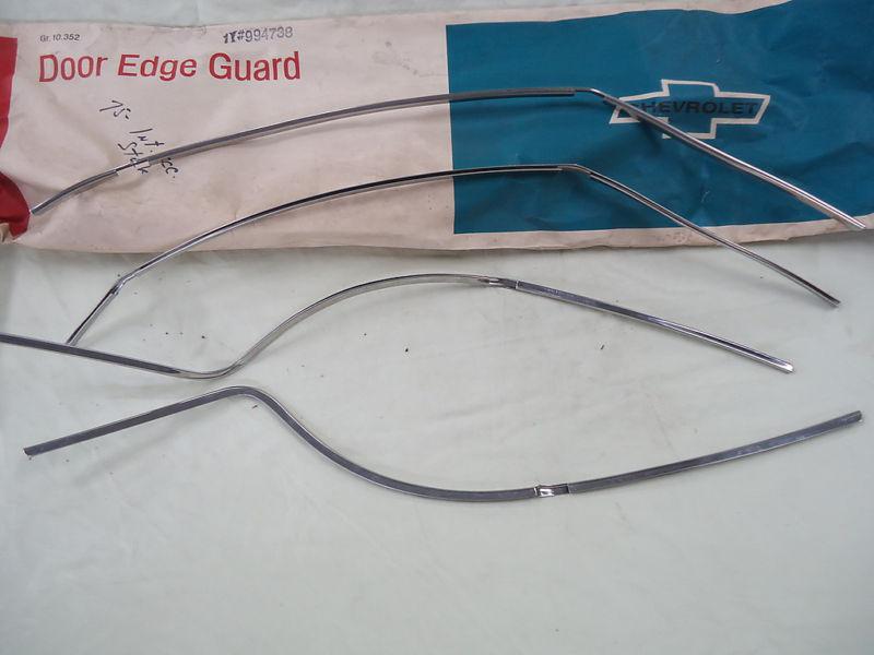 1975-76 pontiac & chevy 4 door gm door edge guard