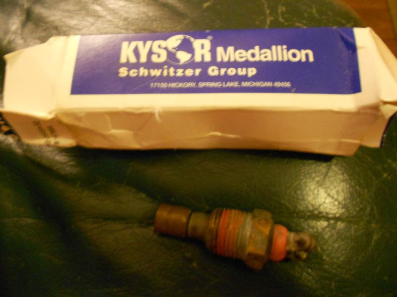 Kysor medallion 1002-05554-32  200° kysor  tempreture switch new