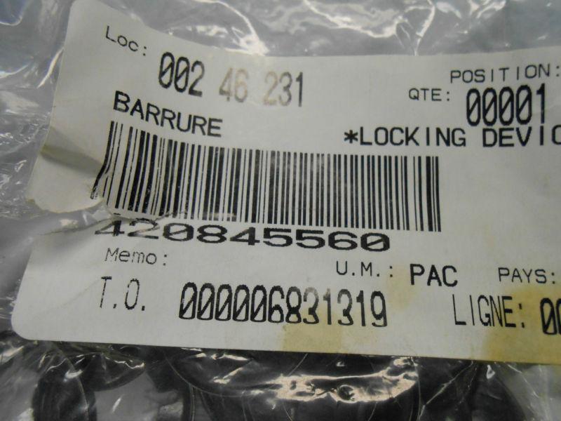 420845560 lock ring (skidoo)