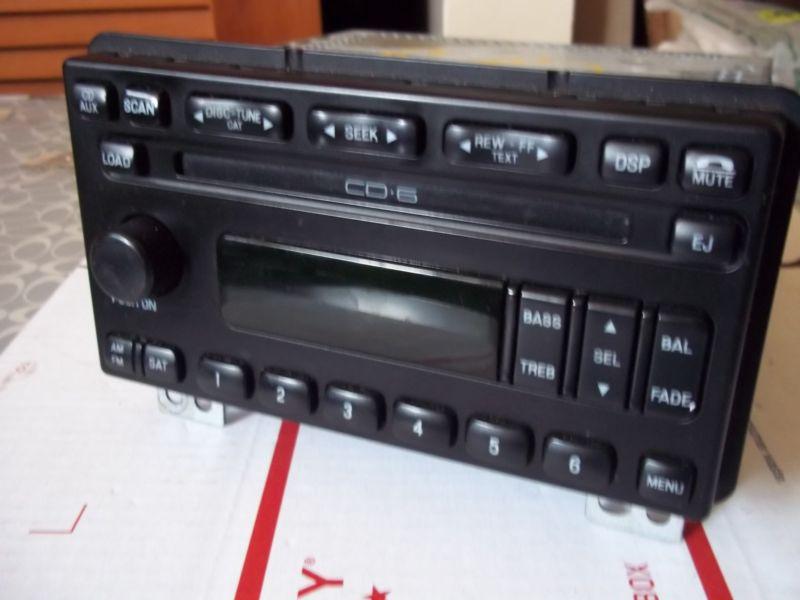 03 - 06 ford expedition mustsang explorer cd6 am-fm cd part # 3r3t-18c815-ue