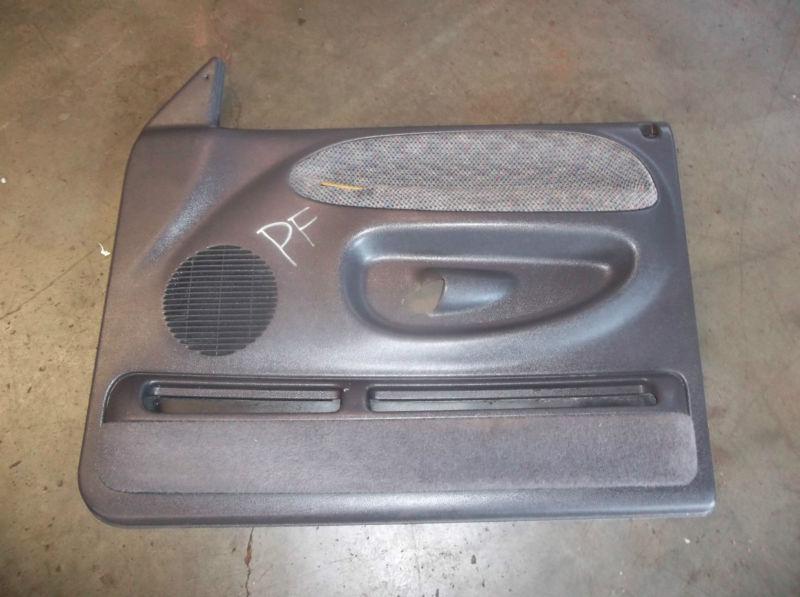 B 2000 dodge ram 2500 3500 passenger front door panel 