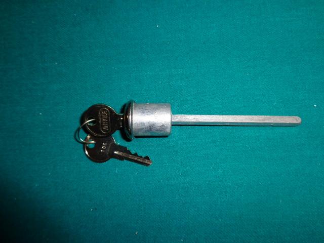 1932/33/34 ford door lock and key