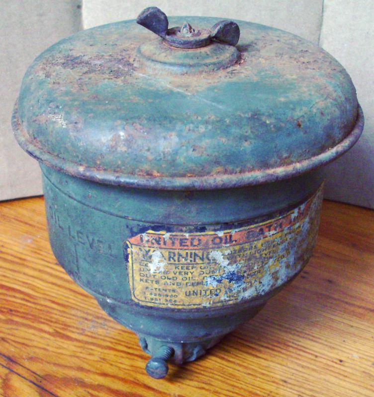 1932-34 oil bath air cleaner <used> army green