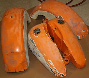 Used 1986 softail 1 front fender, 1 rear fender &amp; 2 gas tanks paint set rat bike