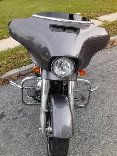 Lowest profile 2014 &amp; up   2" black harley davidson windshield  dresser   flhx