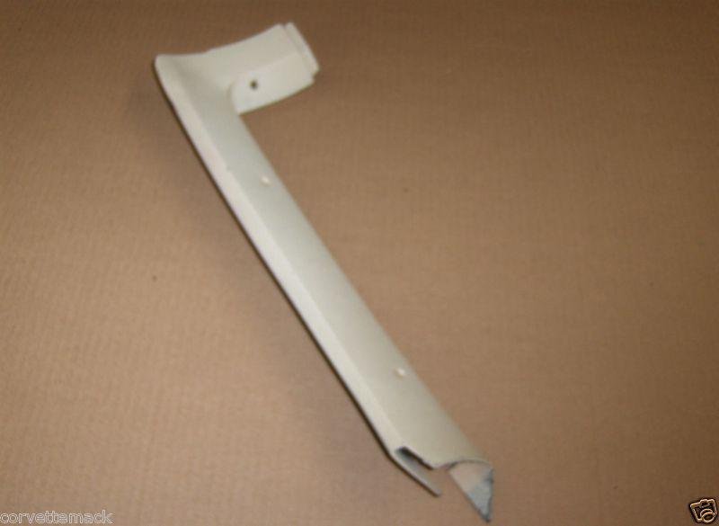 Corvette windshield pillar trim lh 78,79,80,81,82