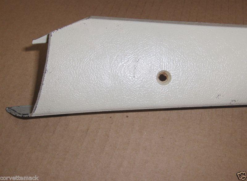 CORVETTE WINDSHIELD PILLAR TRIM LH 78,79,80,81,82, US $15.00, image 2