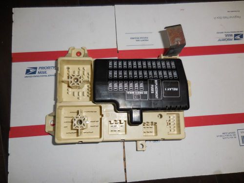 Lincoln ls 2003-2006 fuse box front 3w4t-14a067-ab