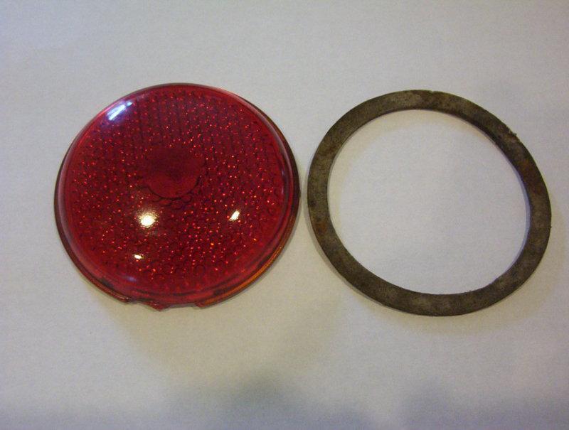 VINTAGE 3 DARK RED ROUND GLASS LENSES ABOUT 1/2