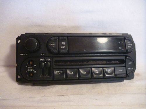 02-06 dodge caravan durango radio cd face plate p05064354ai vz954