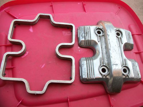 84-86 honda magna  1100 , sabre 1100s rear valve cover &amp; spacer
