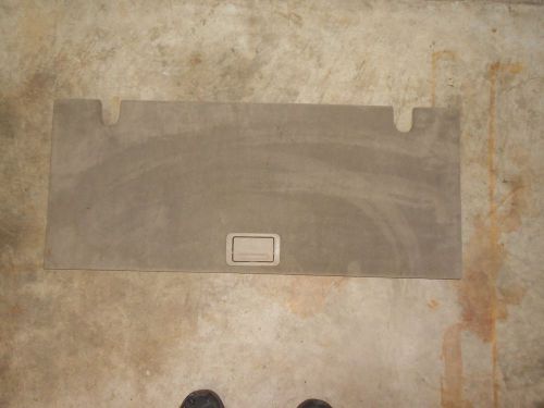 1992-95 bmw wagon tan jack stowage carpeted cover 525it, 525i, 530i good handle