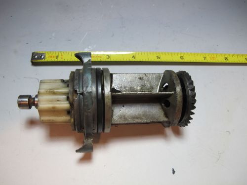 Evinrude johnson bearing housing assembly &amp; clutch hub 0382790 0376769 .........