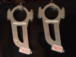 Southwest speed aluminum clamp-on shock mounts