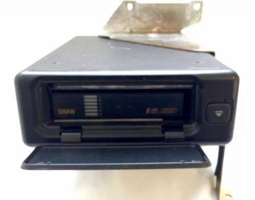 93 94 95 96 97 98 bmw 6 disc cd changer w/ magazine and bracket 740 750