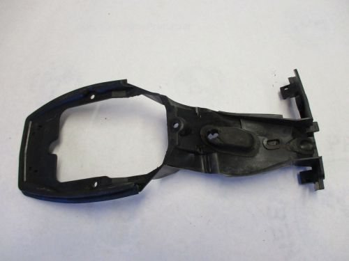 0338210 lower cowl panel bracket johnson 10 15 hp evinrude 338210