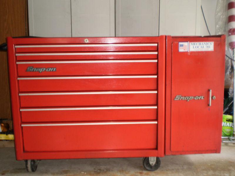Snap-on tools toolbox with side cabinet & free screwdrivers