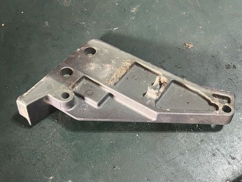 F 115 hp yamaha fitting plate 68v-42738-00-5b four stroke 2000-2007