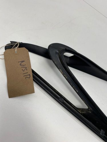 Mclaren MP4-12c rear window seal left side quarter MP412C 2013 11A6552CP, US $, image 3