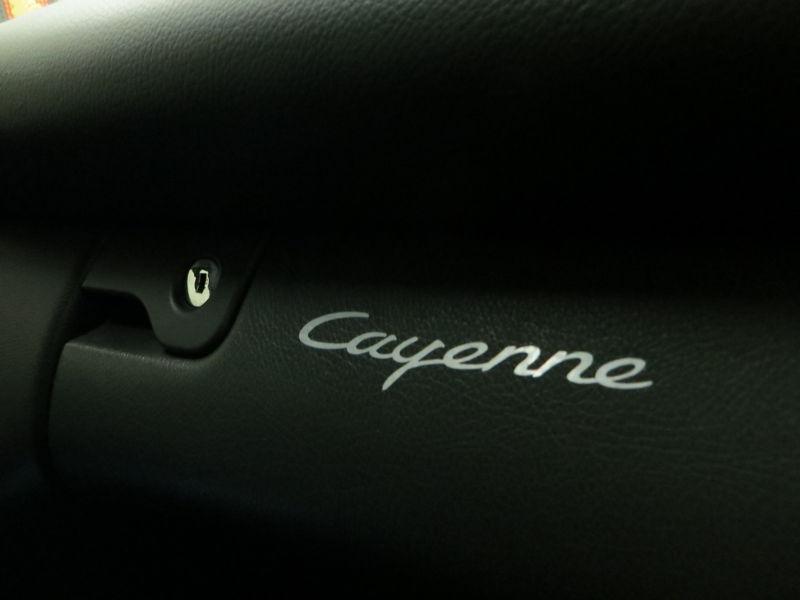 2pcs dashboard badge decal sticker *cayenne*