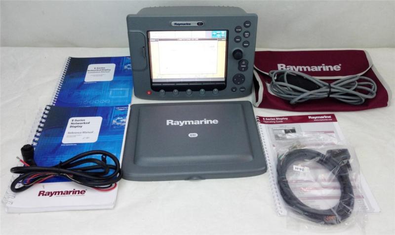 Raymarine e80 multifunctional chartplotter gps display