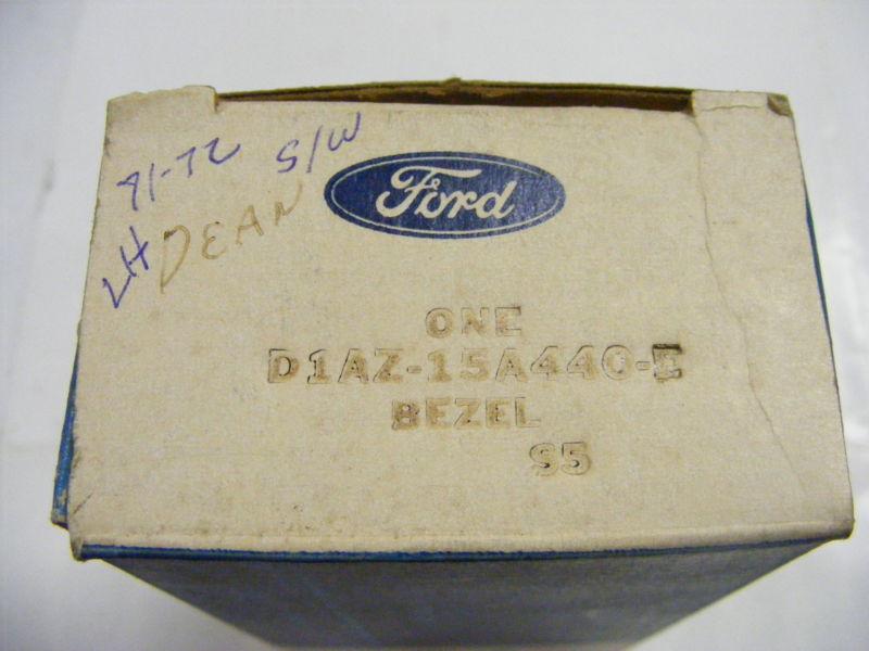 1971 1972 FORD FULLSIZE STATION WAGON SIDE MARKER BEZEL NOS NEW OLD STOCK, US $12.49, image 4