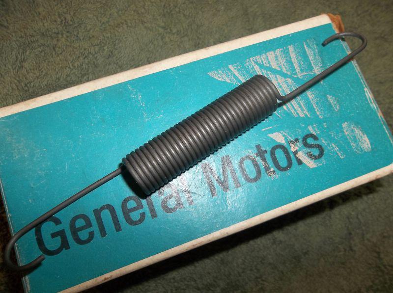 Sell 6267 GM NOS Chevrolet Clutch Return Spring Camaro Chevelle Impala in Cocoa Beach, Florida