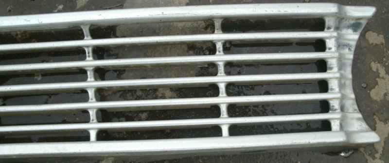 1966 66 Chevy Chevrolet Chevelle Malibu Center Aluminum Grill Grille Emblem OEM , US $69.99, image 6
