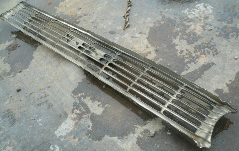 1966 66 Chevy Chevrolet Chevelle Malibu Center Aluminum Grill Grille Emblem OEM , US $69.99, image 9