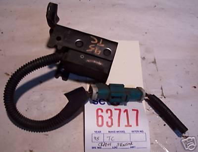 Lincoln 95 town car crash sensor f5vb14b004ad 1995