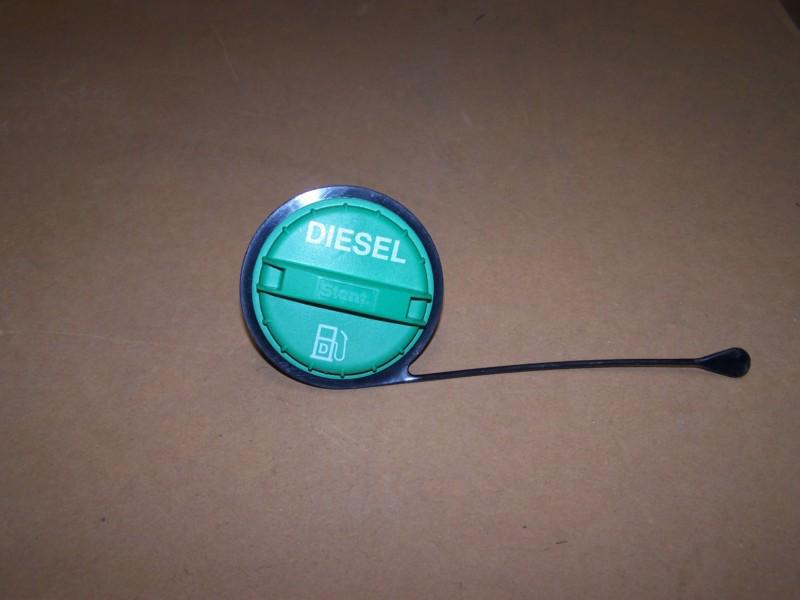 2" stant standard green diesel cap with removable tether 
