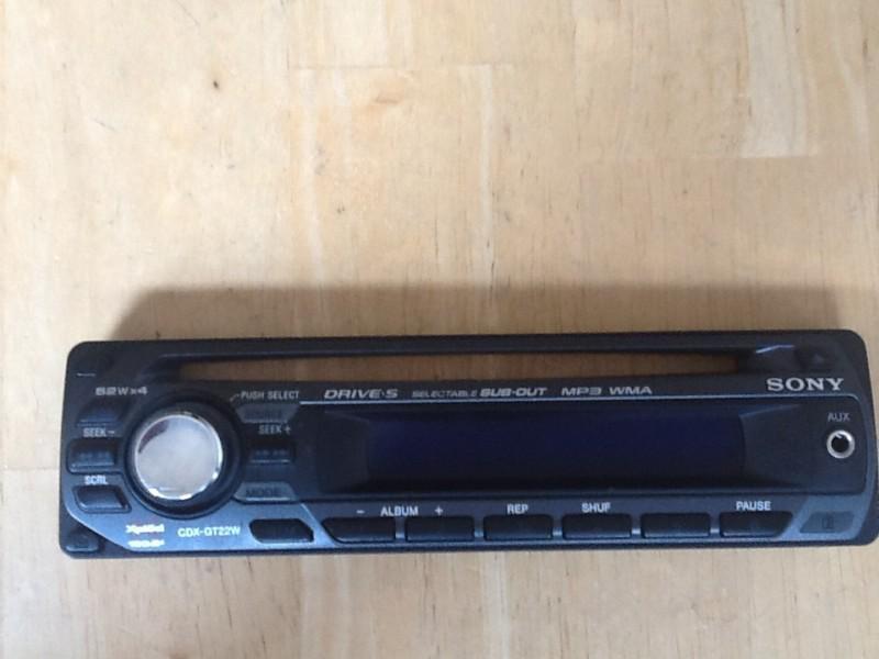   sony cdx-gt22w  replacement  faceplate. tested good!