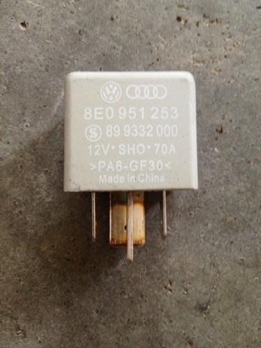 Audi fuel pump relay a4 s4 b6 b7 8e0 951 253