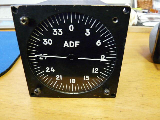 Cessna avionics in-521b adf indicator p/n 32680