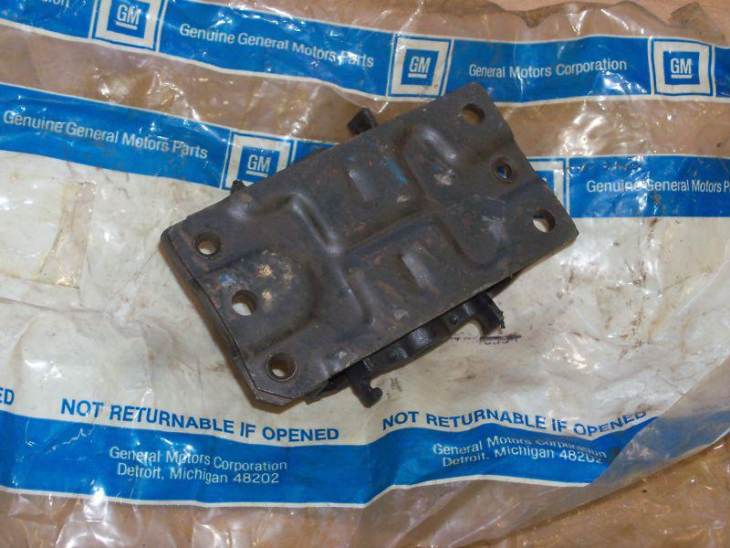 Sell 85 91 99 Chevy GM OEM Engine Mount 6.2L Diesel 7.4L 22188284 C/K