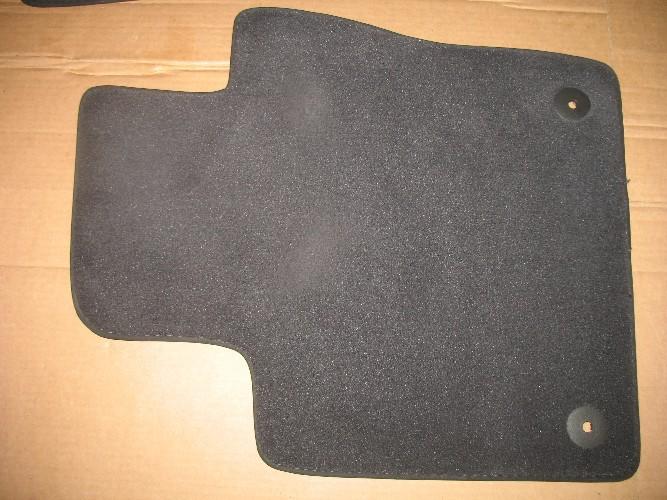 Sell 2011 2012 2013 VW BEETLE CARPET FLOOR MATS SET OEM BLACK 11 12 13